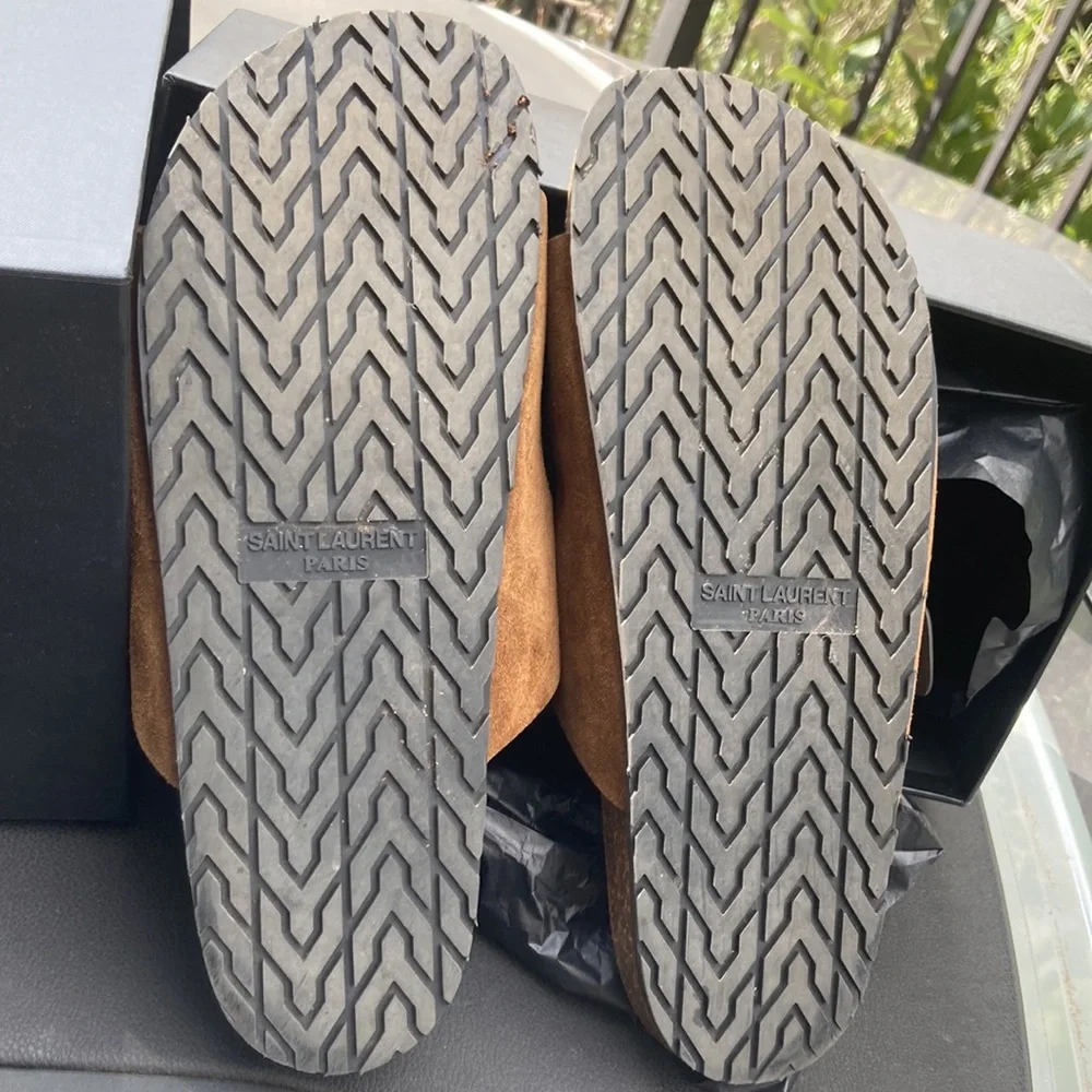 Saint Laurent Jimmy suede sandal. Color is Bridle. Size 42.   Worn twice - Picture 5 of 8